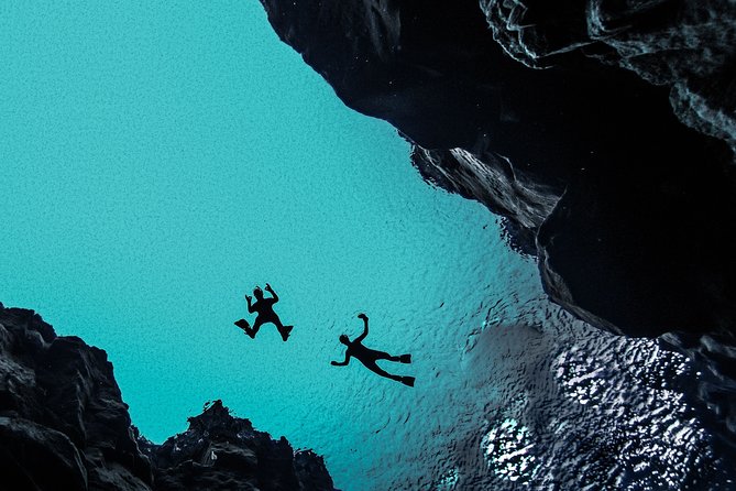 Silfra Wetsuit Snorkeling Tour with Underwater Photos - From Reykjavik - Underwater photos that arrive after the tour