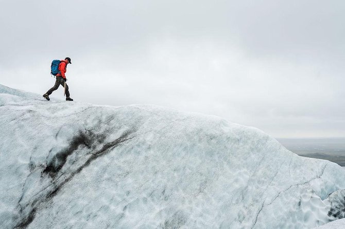 Skaftafell: 4h Small Group Glacier Hike with Guide and Transfer - What the guide adds to the experience