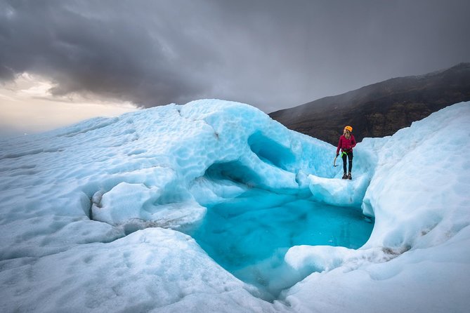 Skaftafell: 4h Small Group Glacier Hike with Guide and Transfer - Is $163 a fair price?