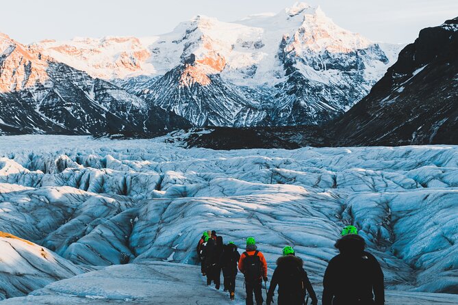 Skaftafell Glacier Hike 3-Hour Small Group Tour - Who should book this glacier hike?