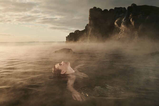 Sky Lagoon Spa Experience with Private Transfer from Reykjavík - Sky Lagoon: warm water, wide views, and a swim-up bar