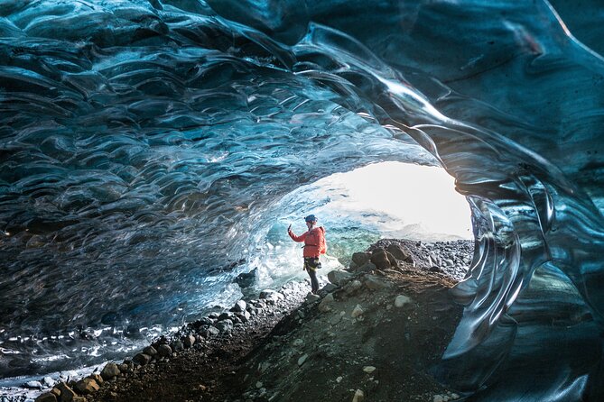 Small-Group Ice Cave Tour from Jökulsárlón - The walk to Fláajökull