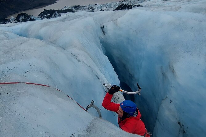 Small-Group Ice Climbing and Glacier Hiking in Solheimajokull - The price of $258.05: fair value for the right person