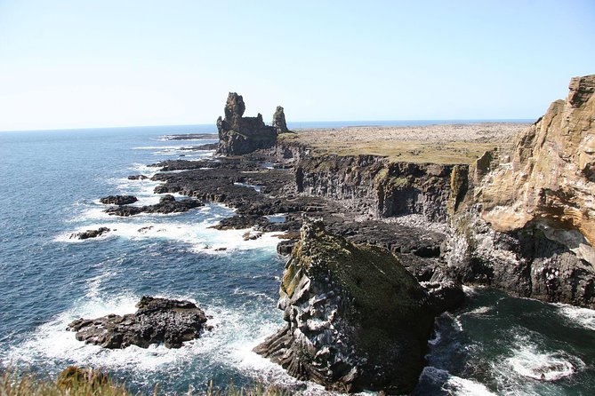 Snaefellsnes National Park and Natural Wonders from Reykjavik - Kirkjufell: Iceland’s famous triangular mountain