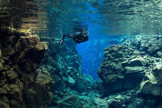 Snorkel the Silfra Fissure-Meet on Location (Free Photos & Cocoa) - Cocoa and cookies after the cold