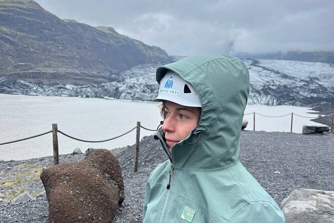 Sólheimajökull Glacier Hike Adventure - Is the hike physically difficult?
