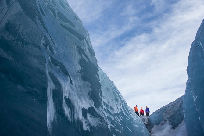 Sólheimajökull Glacier Hike & Ice Climbing Intro - Small Group - Why Sólheimajökull makes a fine first glacier