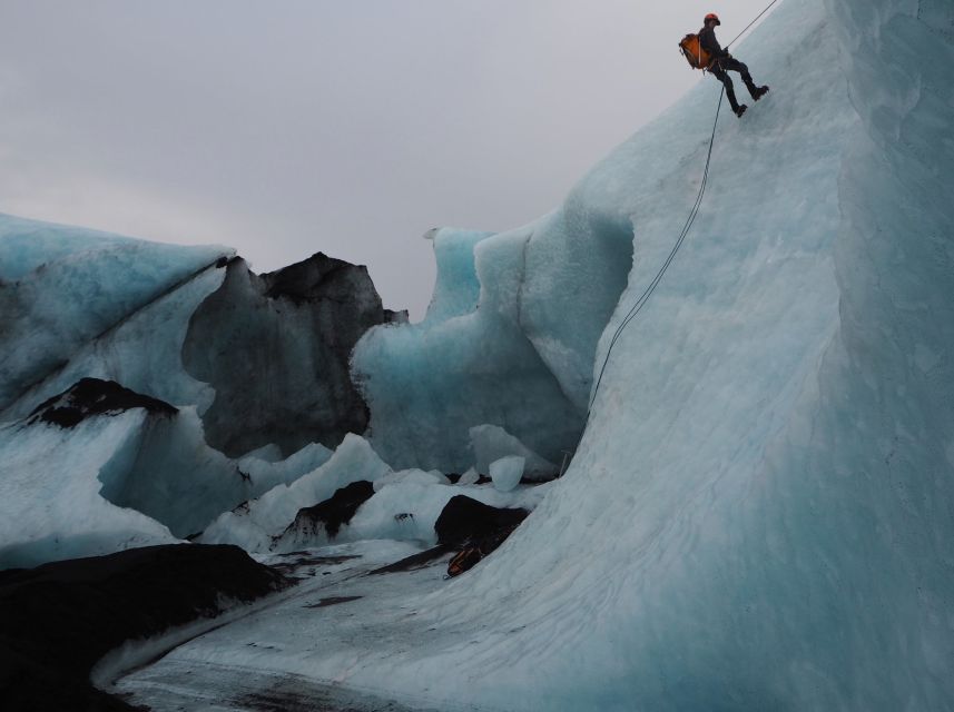 Sólheimajökull Ice Climb and Glacier Hike - Meeting at the Sólheimajökull parking lot