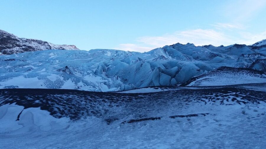 Sólheimajökull Ice Climbing Tour - Why Sólheimajökull makes a good first glacier climb