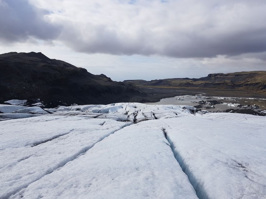 Sólheimajökull Ice Climbing Tour - The 15-minute approach to the glacier