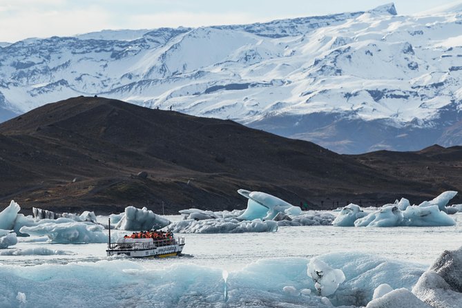 South Coast, Diamond Beach and Glacier Lagoon Day Tour - Skaftafell and Vatnajökull views from the road