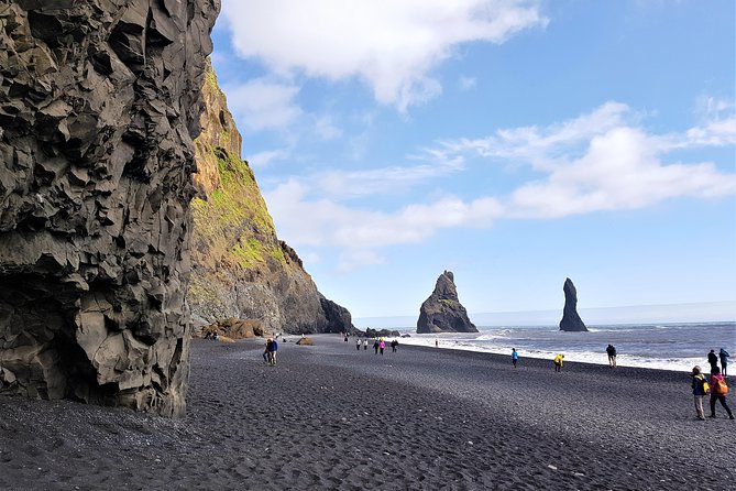 South Coast Private Day Tour - up to 9 passengers - Vik makes a practical lunch break