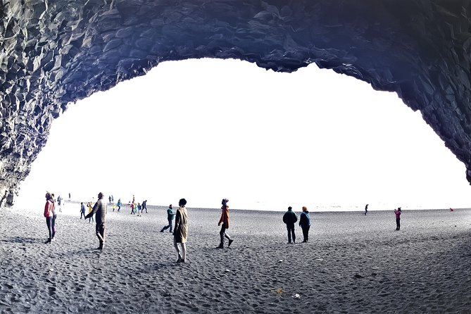South Coast Private Day Tour - up to 9 passengers - Who gets the best value from the $2,000 price