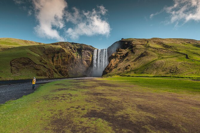 South Coast Private Guided Tour + Blue Lagoon(optional) - Skógafoss: Iceland’s thunderous classic