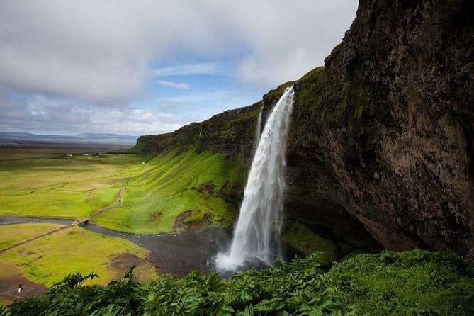 South Coast, Reynisfjara Beach & Waterfalls Small-Group Day Trip from Reykjavik - The road across Hellisheiði to the southern shore