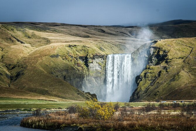 South Coast, Waterfalls and Black Sand Beach (Small Group Tour) - Why this South Coast day works so well