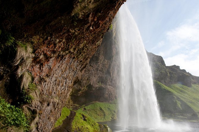 South Coast, Waterfalls and Vík village from Reykjavik - The long coach rides are part of the deal