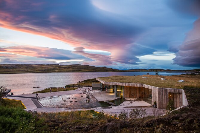 Stuðlagil Canyon and Vök Baths Day Tour - Three hours at Vök Baths