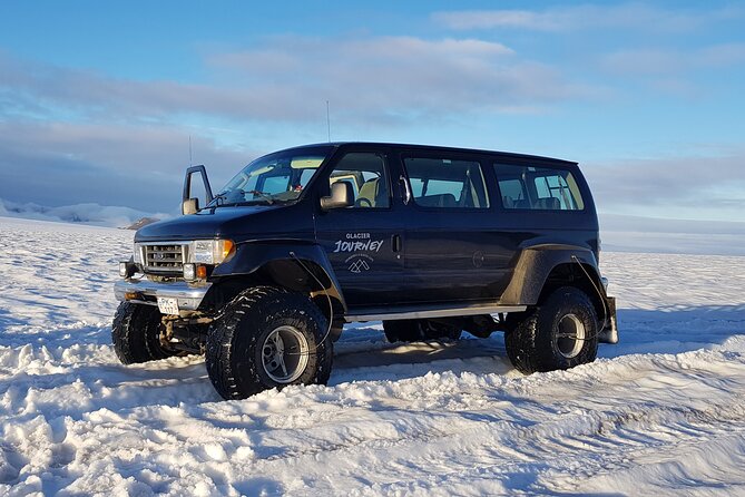 Super Jeep Glacier Tour on Vatnajökull - Reaching about 1,000 meters on Vatnajökull