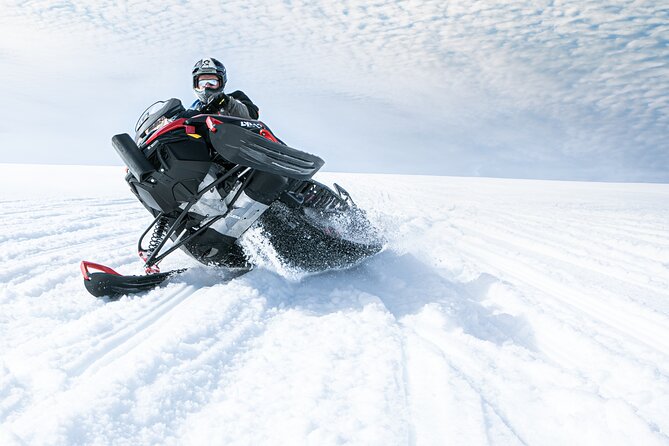Super Jeep Golden Circle & Snowmobile on Glacier from Reykjavik - Geysir and Strokkur: a reliable burst of Icelandic heat