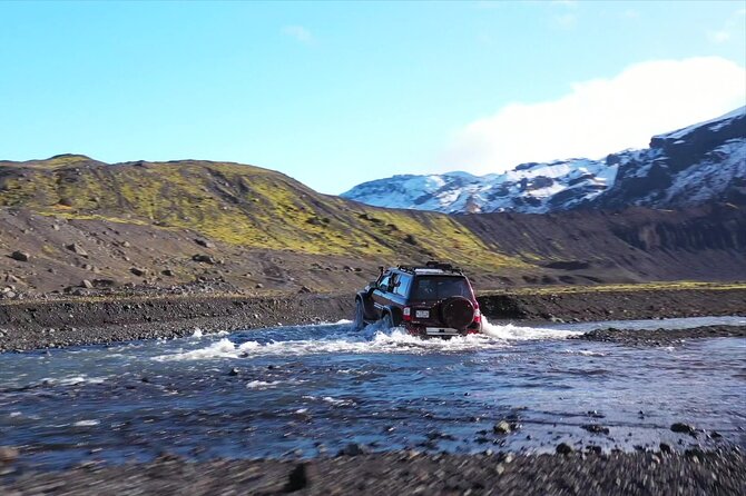 Super Jeep Private Tour at Thórsmörk - Nauthúsagil waterfall and the first walk