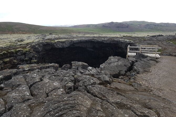 The Cave Explorer - Starting at the service house near Reykholt