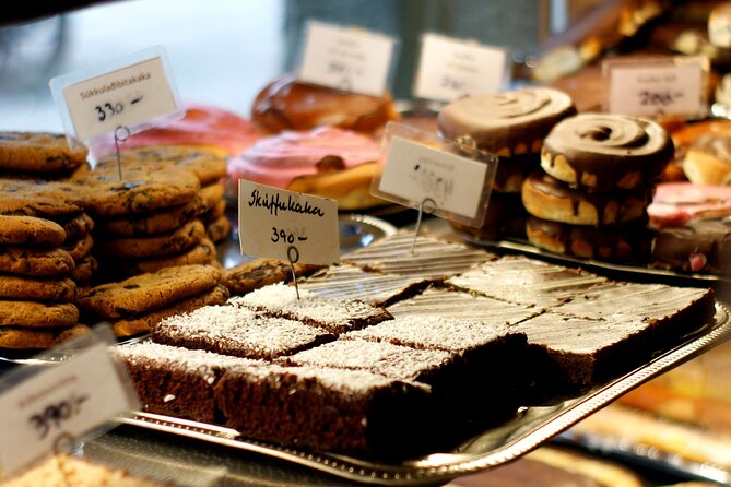 The Icelandic Sweet Tooth Tour - Taste of Iceland, from skyr to fermented shark