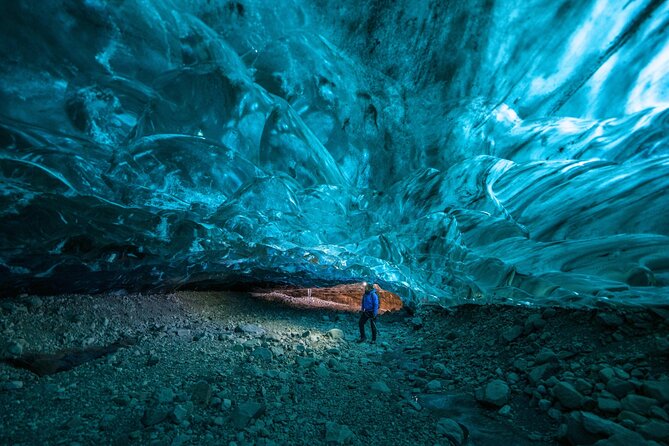 The Original Ice Cave Tour in Jökulsárlón Glacier Lagoon - The walk across uneven glacier ground