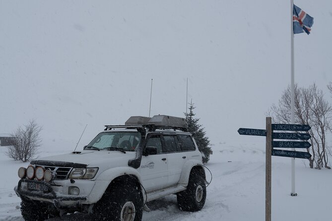 Thorsmork by Super Jeep with Optional Hike - Crossing into Húsadalur Valley