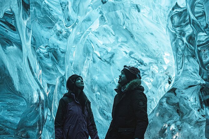 Treasure Iceland - Ice Cave Discovery - Guide Quality and Group Size