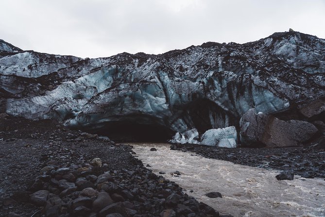 Vatnajökull Guided Beginner Glacier Walk with 4x4 Transfer - Safety, equipment, and the small-group advantage