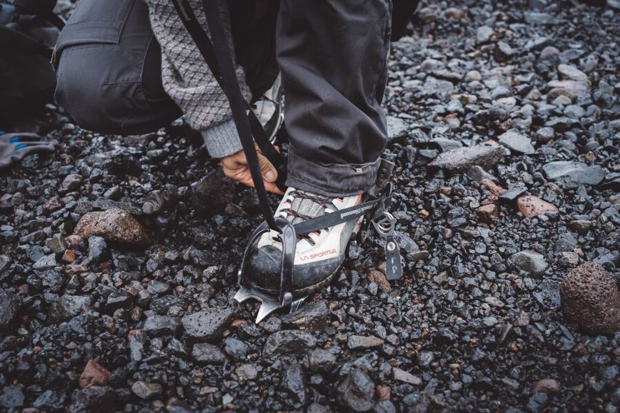 Vatnajökull: Short Glacier Encounter Walk with 4x4 Transfer - A short but useful 4x4 approach