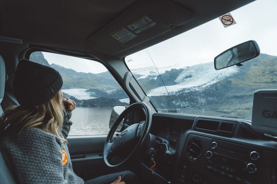 Vatnajökull: Short Glacier Encounter Walk with 4x4 Transfer - What you see during the 1.5-hour glacier walk