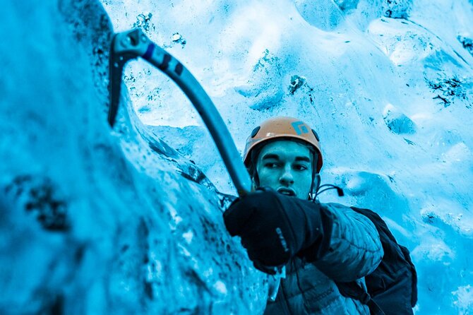 Winter Ice Cave + Climbing Private Photoshoot - 20 Shot Package - Guides who shape the day