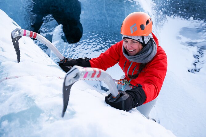 Winter Ice Cave + Climbing Private Photoshoot - 20 Shot Package - Who should book this experience?